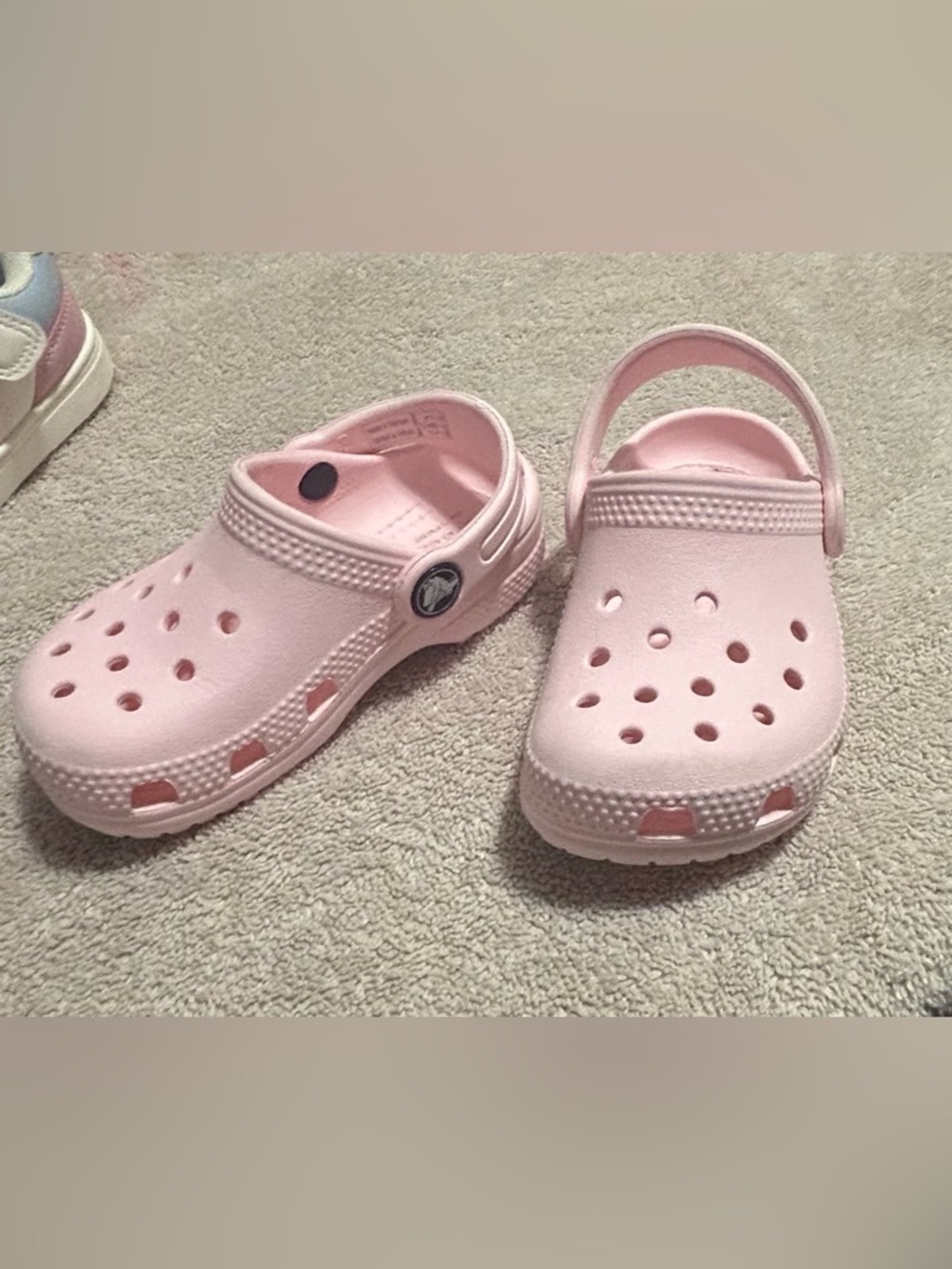 CROCS Kids Classic Clog in Light Pink